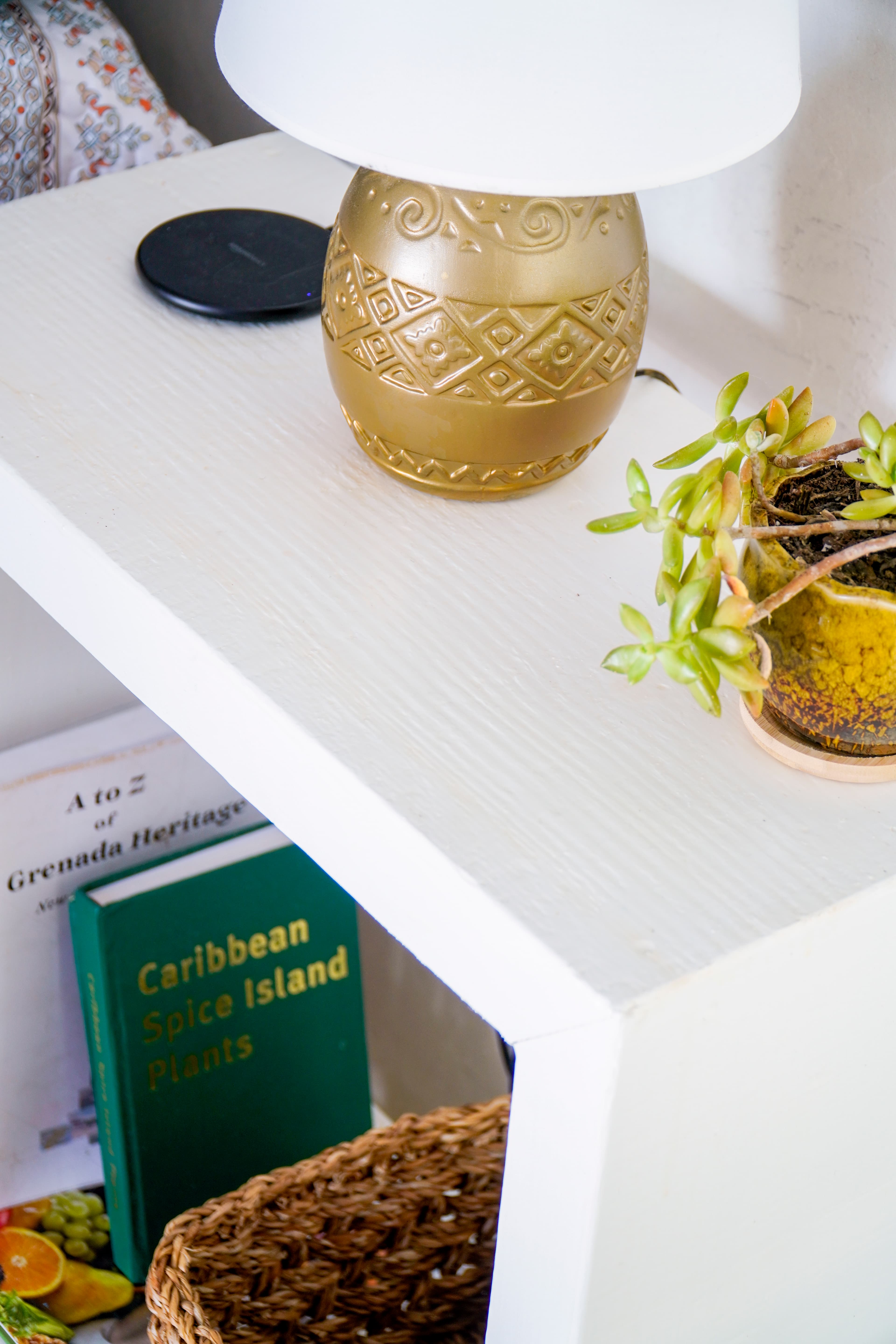 Discover Grenada from your bedside